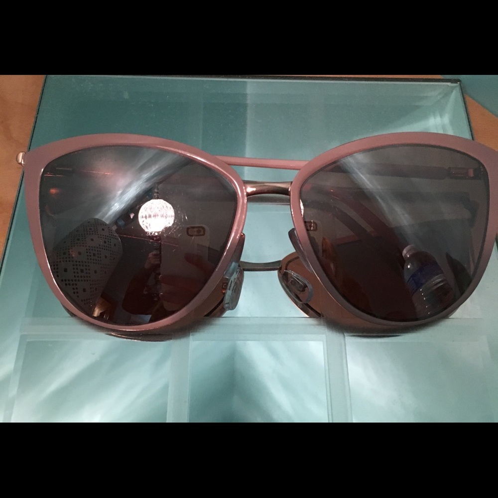 Francesca’s Cat-eye Sunglasses
